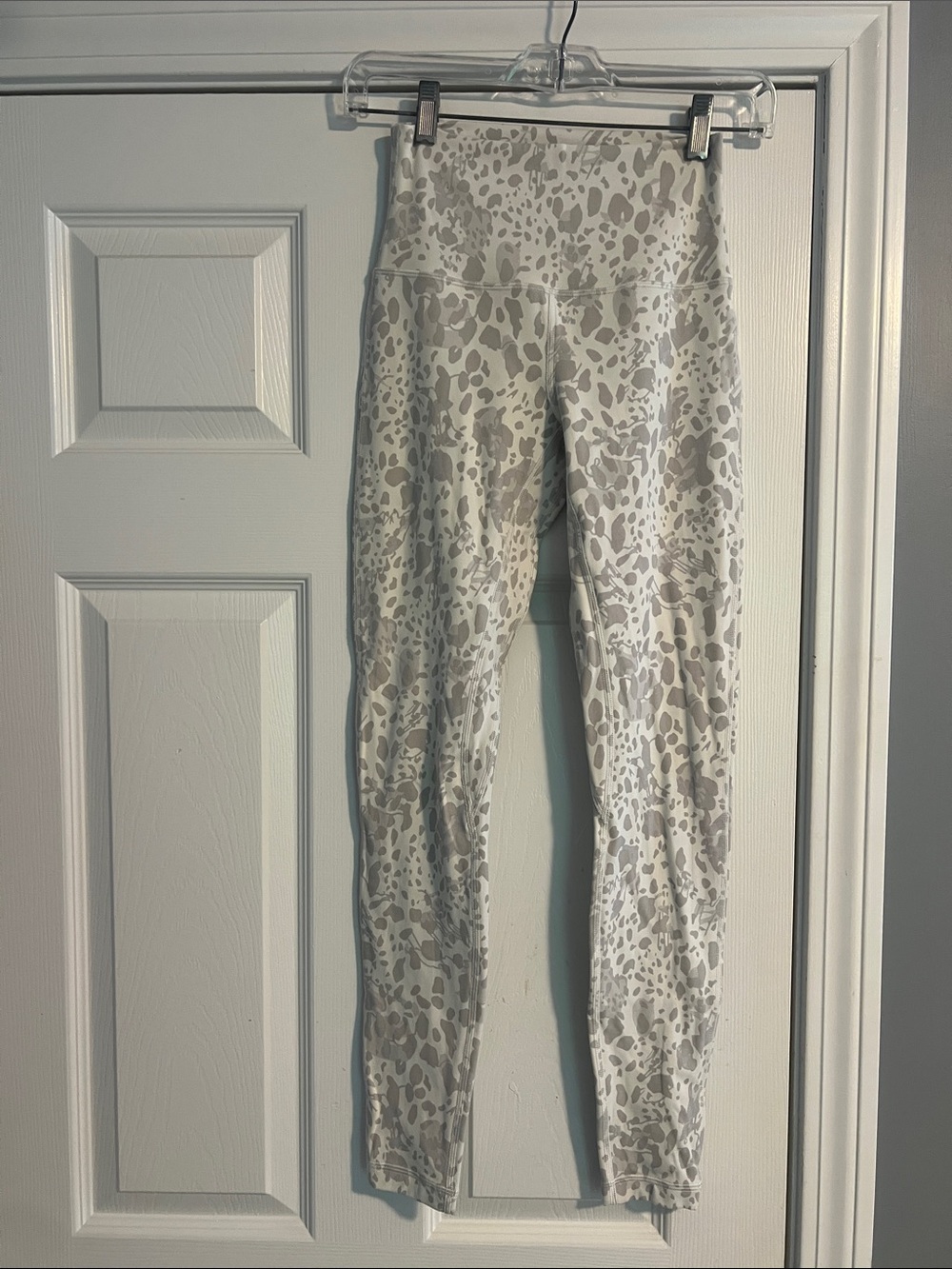 lululemon athletica Beige and White Printed High-Rise Leggings